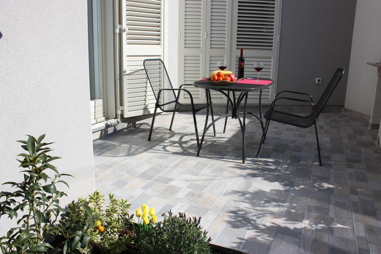 Aurora Apartments Sibenik Exterior photo